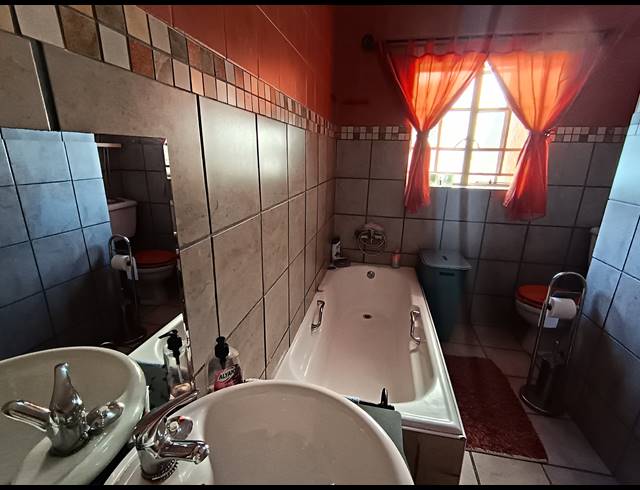 3 BEDROOM HOUSE FOR SALE IN BRACKENDOWNS
